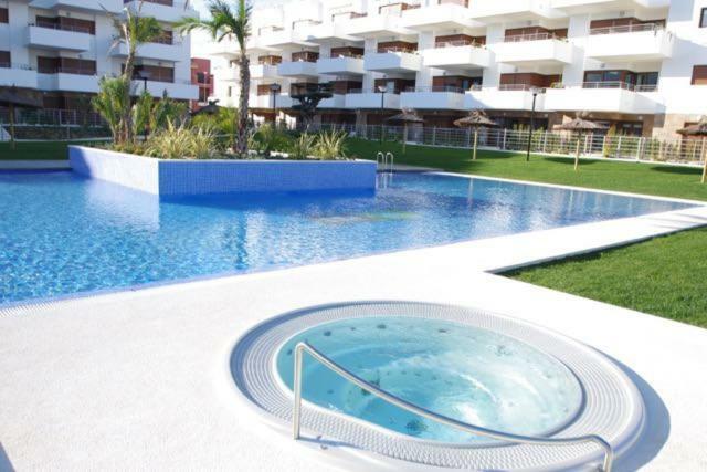 Oriuelha Costa Terrazas De Campoamor Dehesa de Campoamor  Kültér fotó